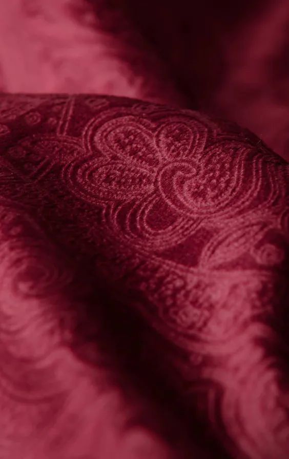 Bordeaux Paisley Samt Smoking mit Schwarzer Hose - photo 7 Bordeaux Paisley Samt Smoking mit Schwarzer Hose - photo 7