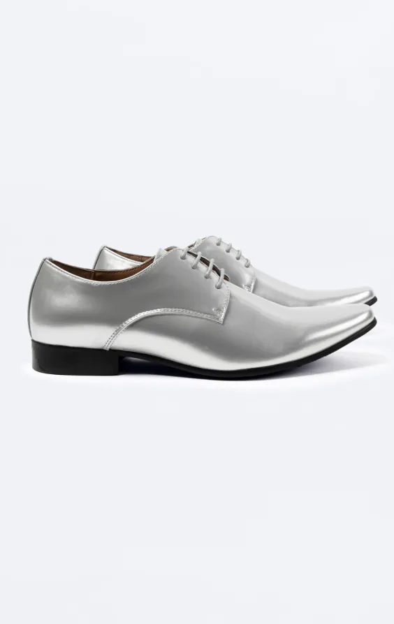 Moderne Silberne Lackschuhe Moderne Silberne Lackschuhe