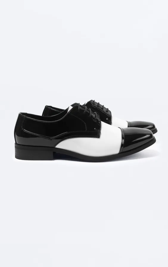 Kunstlederschuhe Vegas, schwarz-weiß