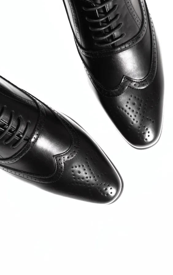 Schwarze Oxford Brogue Schuhe - photo 1