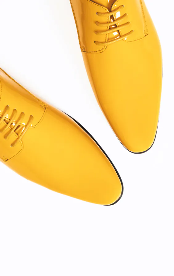 Moderne Gelbe Lackschuhe - photo 1