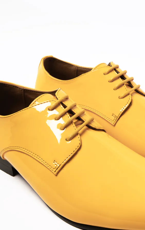 Moderne Gelbe Lackschuhe - photo 3