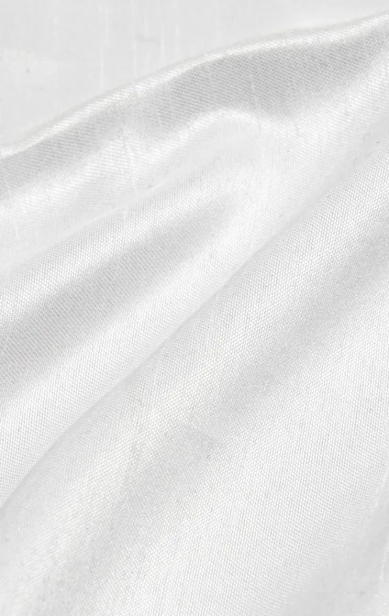 Weißes Einstecktuch, Dupion-Optik - photo 1 Weißes Einstecktuch, Dupion-Optik - photo 1