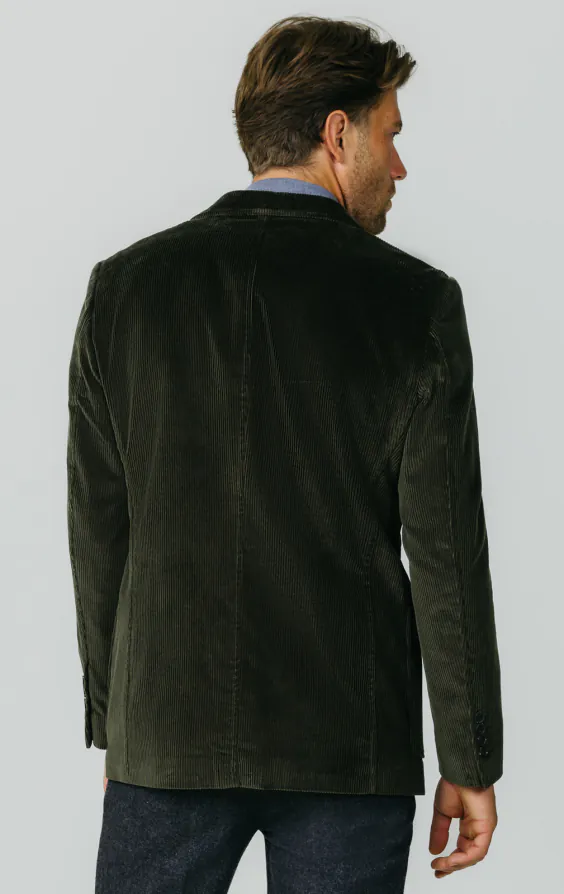 Grüne Cordjacke mit aufgesetzten Taschen - photo 6 Grüne Cordjacke mit aufgesetzten Taschen - photo 6