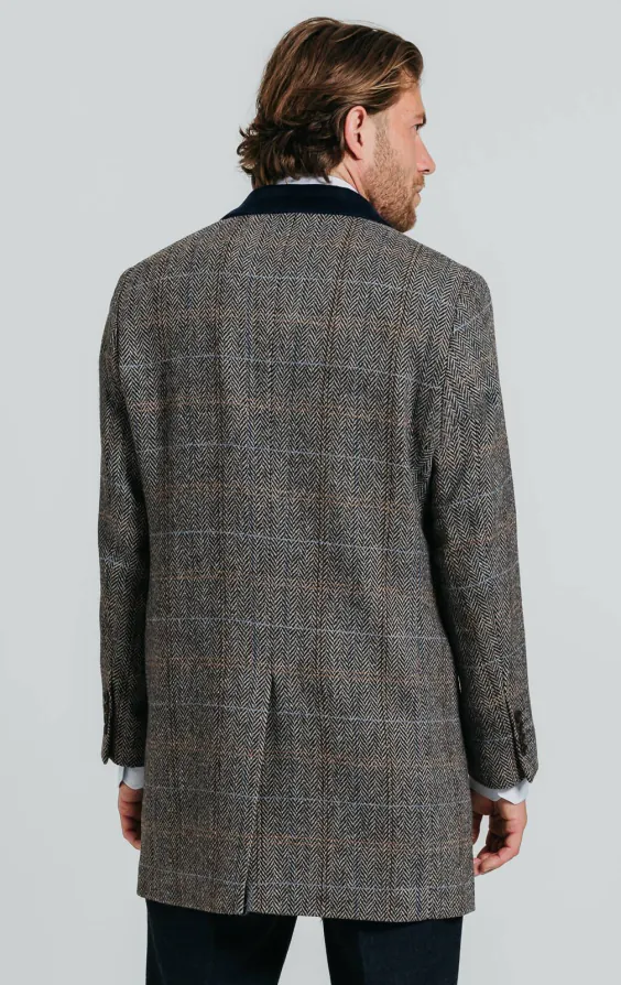 Grau und Blau karierter aus Tweed-Wollgemisch Mantel mit Samtfassungen - photo 3 Grau und Blau karierter aus Tweed-Wollgemisch Mantel mit Samtfassungen - photo 3