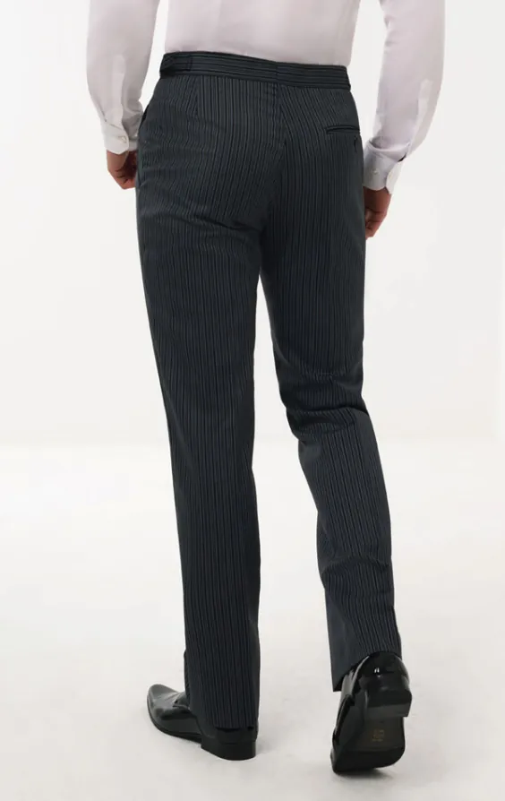 Cut-Hose, schwarz-grau gestreift - photo 2 Cut-Hose, schwarz-grau gestreift - photo 2