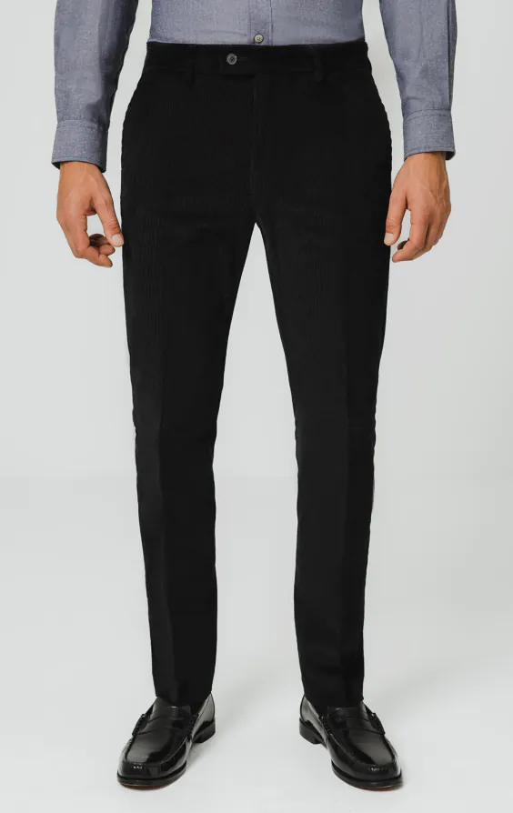 Schwarze Cordhose Schwarze Cordhose
