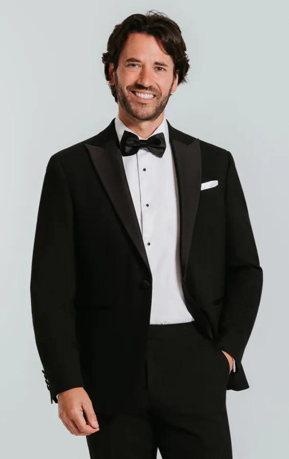 Schwarzer Slim-Fit Smoking mit Steigendem Revers Schwarzer Slim-Fit Smoking mit Steigendem Revers