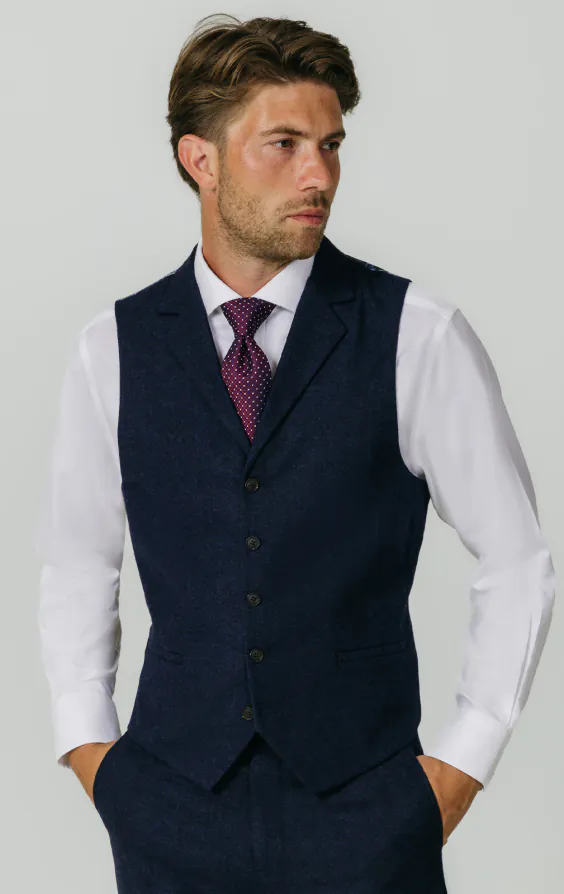 Donegal Tweed Weste, Marineblau, Fallendes Revers Donegal Tweed Weste, Marineblau, Fallendes Revers