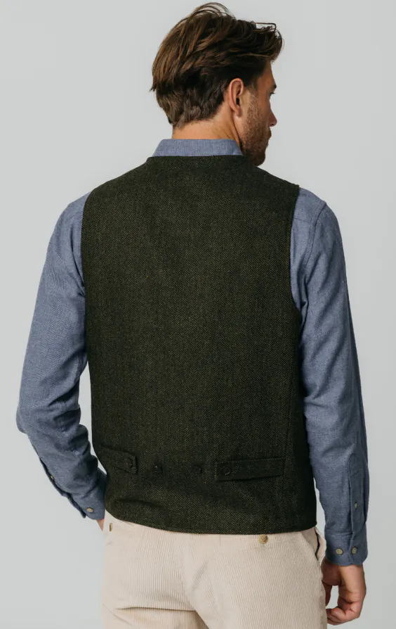 Grüne Tweed Weste mit Fischgrätmuster mit aufgesetzten Taschen - photo 3 Grüne Tweed Weste mit Fischgrätmuster mit aufgesetzten Taschen - photo 3