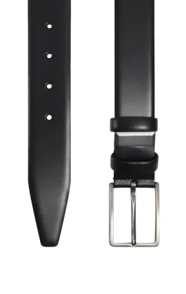 Schwarzer Ledergürtel