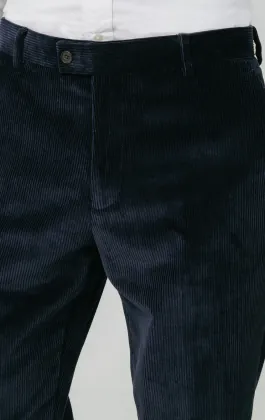 Marineblaue Cordhose